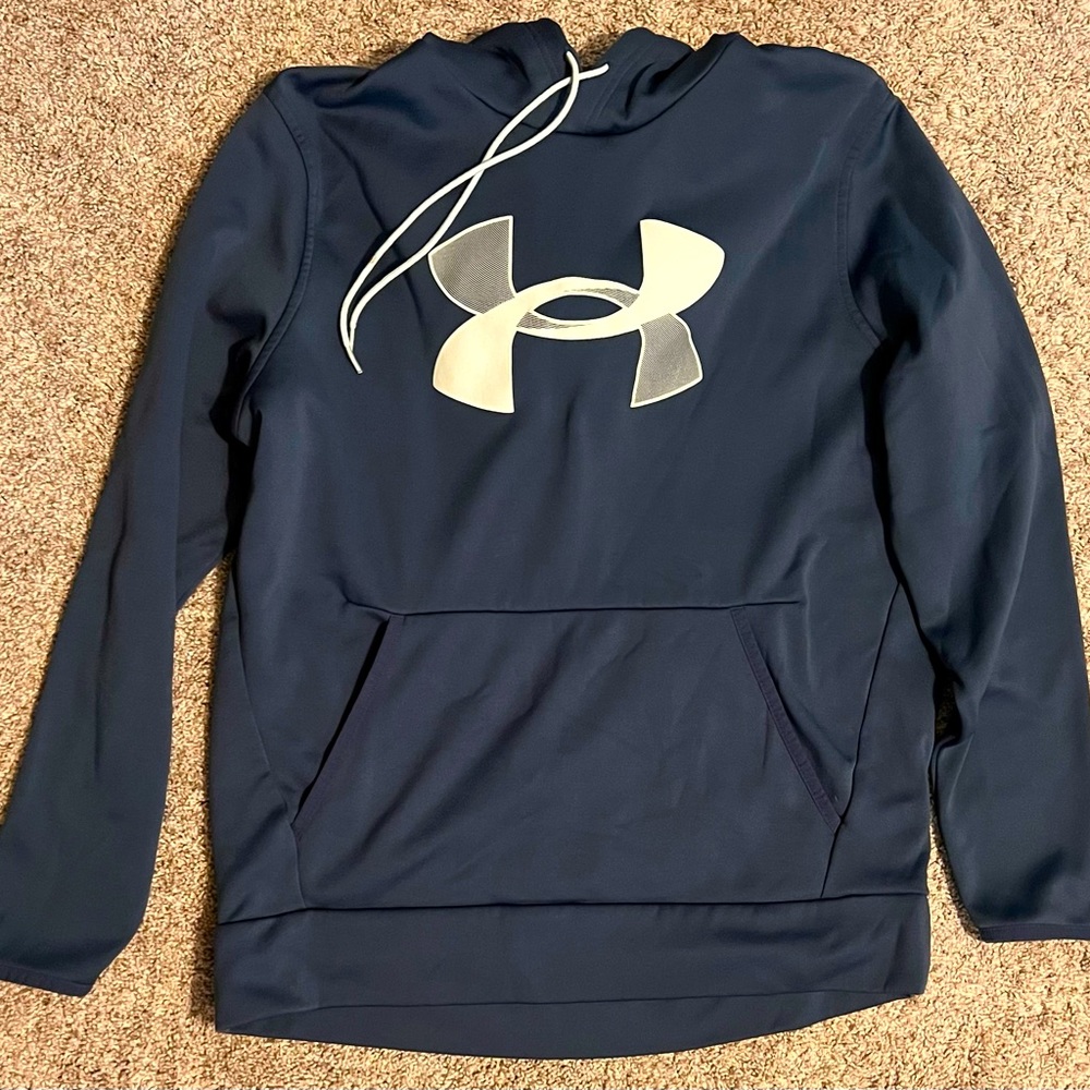 Under Armour Sweatshirt